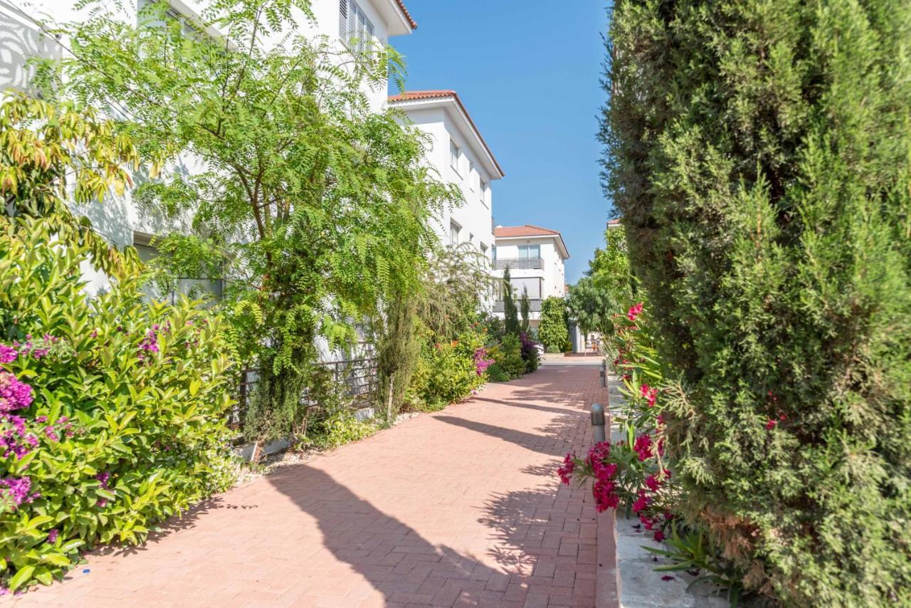 Mythical Sands Resort & Spa, Evilion Apartment Paralimni Ngoại thất bức ảnh