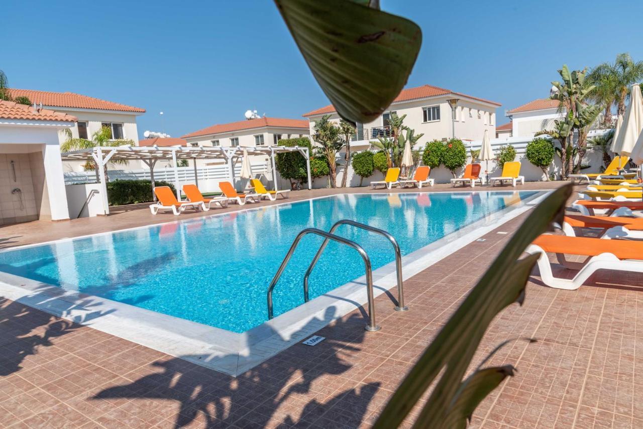 Mythical Sands Resort & Spa, Evilion Apartment Paralimni Ngoại thất bức ảnh